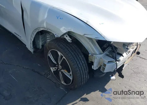 2023 Ford Mustang Mach-E Premium z USA, uszkodzony, nr VIN 3FMTK3R48PMA71173